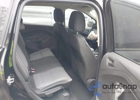 2017 Ford Escape S z USA, uszkodzony, nr VIN 1FMCU0F79HUB19834